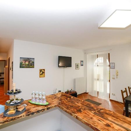 Loft Free Parking Agli Ulivi Moderno E Spazioso 佩斯基耶拉德加达 外观 照片
