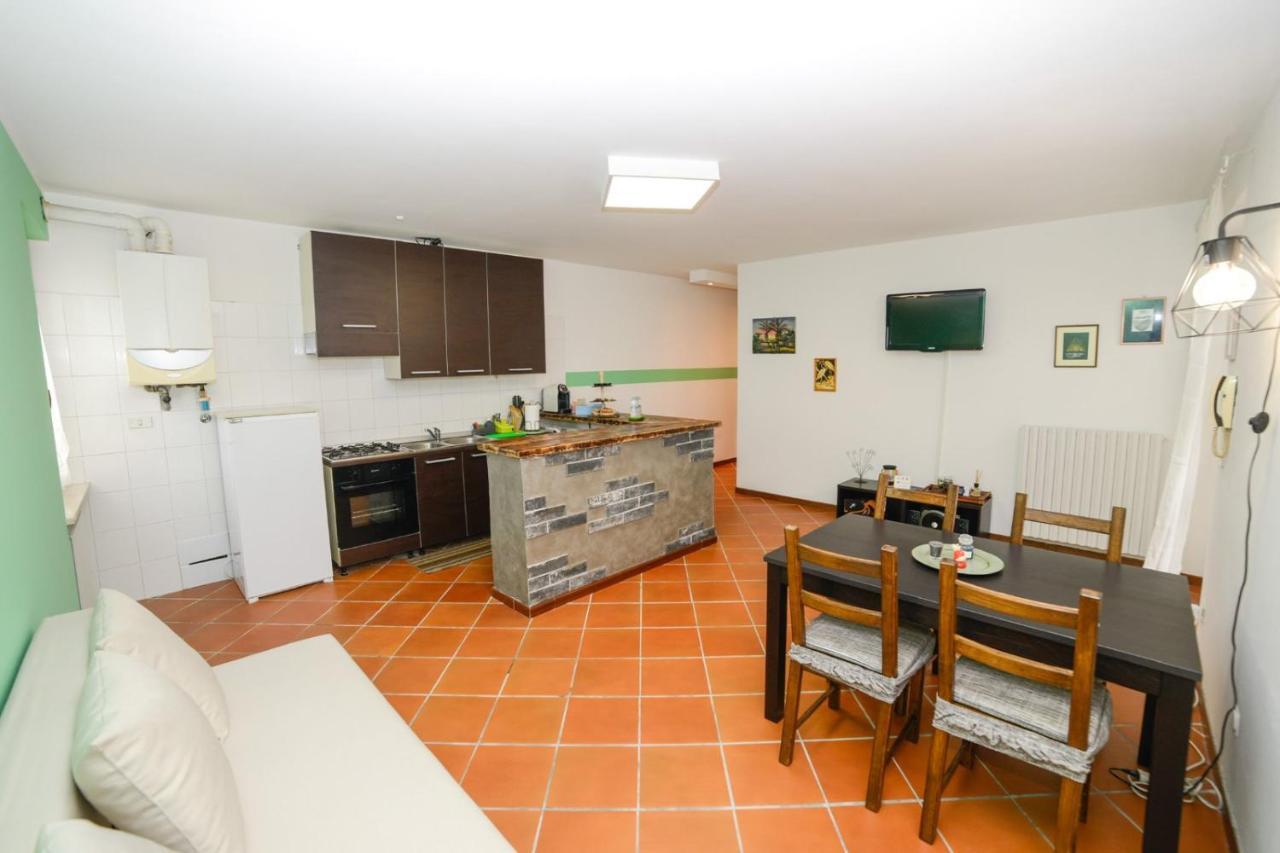 Loft Free Parking Agli Ulivi Moderno E Spazioso 佩斯基耶拉德加达 外观 照片
